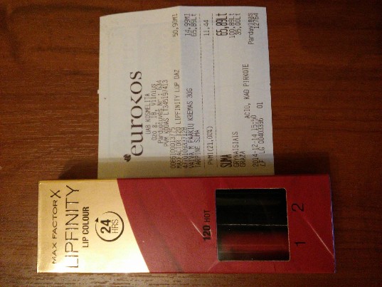 llgai išliekantys MaxFactor lūpų dažai