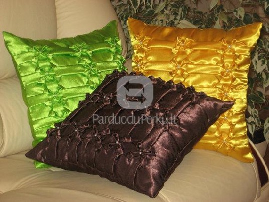 Lovatiesės ir pagalvėlės rankų darbo