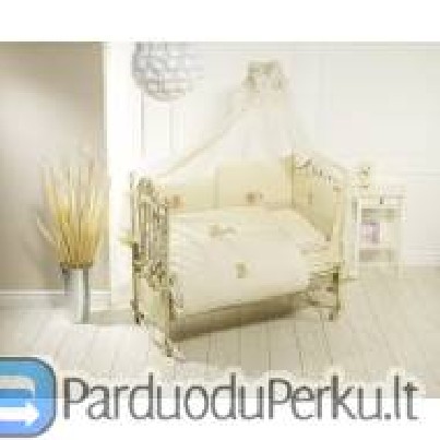 Medinė kūdikio lovytė