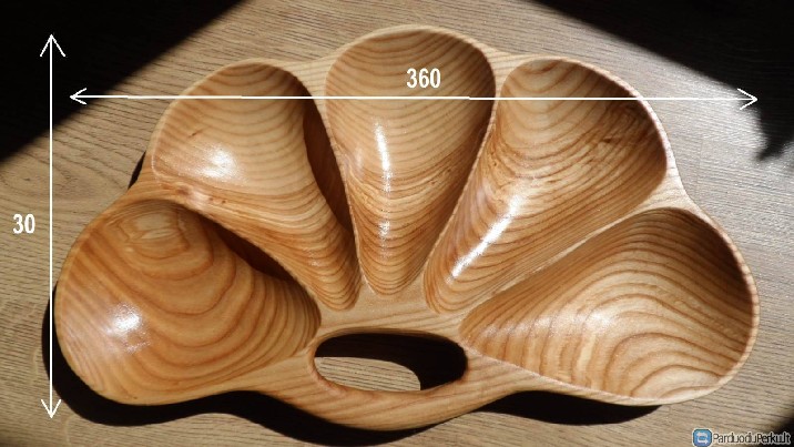 Medinės lėkštės, padėklai