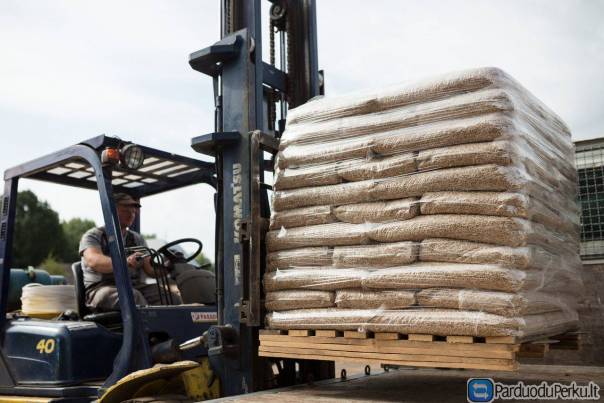 Medžio pjuvenų granulės