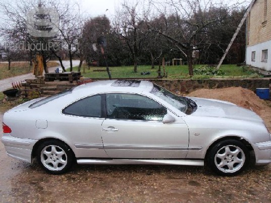 mersedes-benz-clk320 coupe