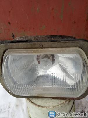 Moskvičiaus priekiniai žibintai