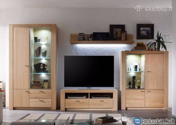 Natūralaus medžio baldų komplektas