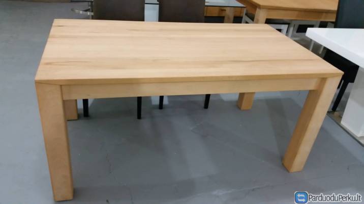 Natūralaus medžio masyvo stalas 160-260cm.
