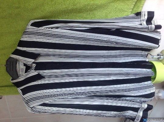 Natūralaus šilko juodai balti marskinei 40