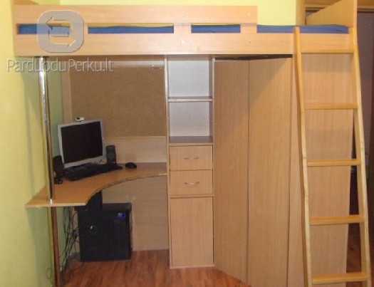 Naudota dviejų aukštų lova su stalu ir spinta