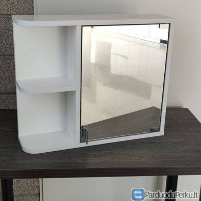 Nauja vonios spintelė