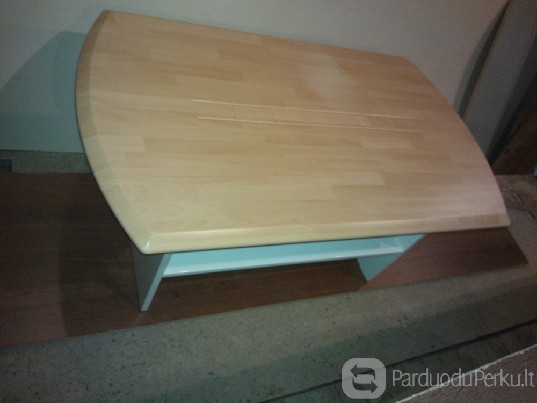 naujas kavos staliukas
