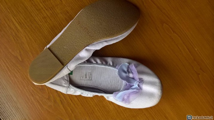 Nauji bateliai (36 dydis)