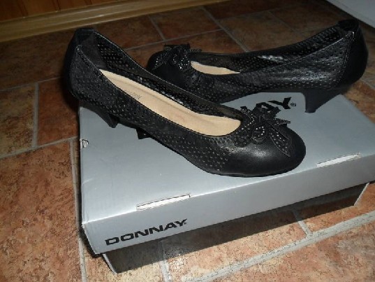 Nauji moteriški bateliai