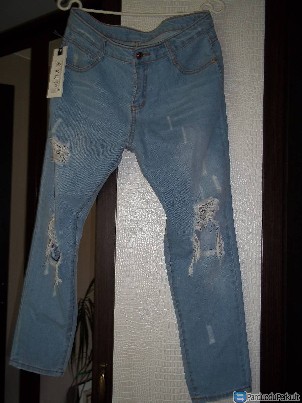 Nauji, plėšyti, šviesūs džinsai