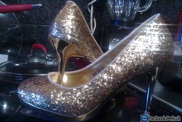 NAUJI PROGINIAI-VESTUVINIAI BATELIAI