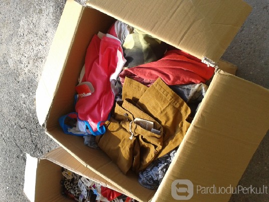 NAUJI RŪBAI, AVALYNĖ IR DAIKTAI