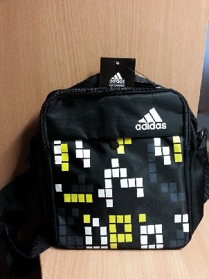 Naujos Adidas rankinės