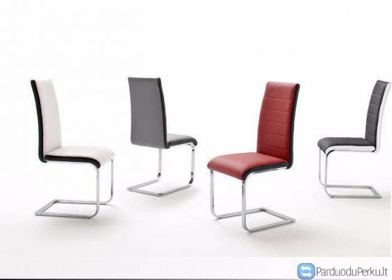 Naujos siūbuojamosios kėdės