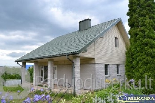 Naujos statybos namas