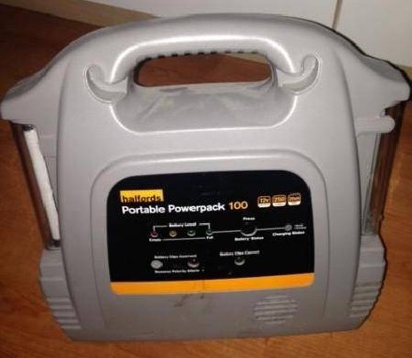 Nešiojamas akumuliatoriaus pakrovėjas