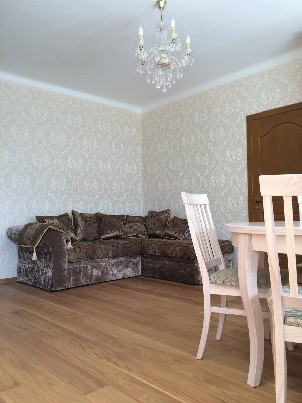 Nuomojamas pilnai įrengtas 3 kambarių butas