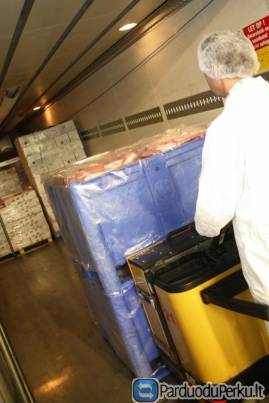 OLANDIJOJE MESOS SANDELYJE KROVIMO DARBAI