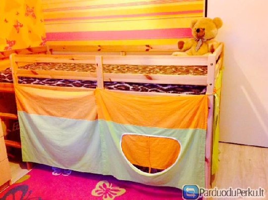 Paaukštinta medinė lova