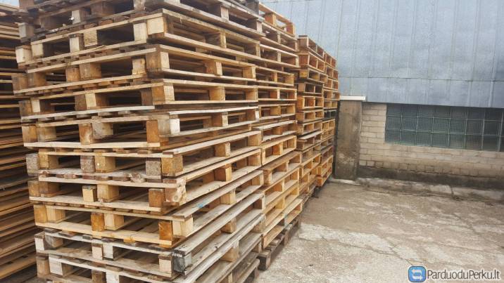 Padėklai / paletės, parduodame 1200 x 1000 po 4,00-5,00 €/vnt., 1200 x 800 po 4,00-5,00 €/vnt.