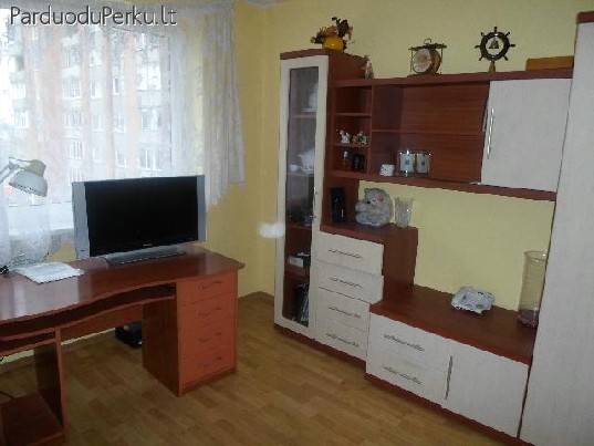 Parduoda: 3 k. butą, Klaipėda, Kretingos g.