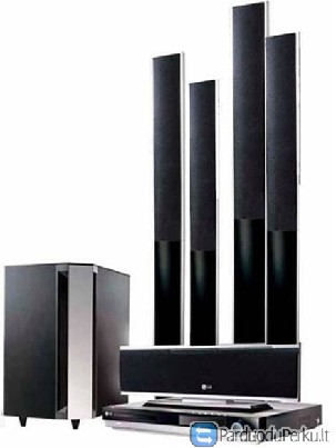Parduodama aukštos garso kokybės LG namų kino sistema.