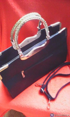 Parduodama moteriška, elegantiška, juoda rankinė