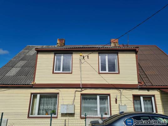 Parduodama namo dalis