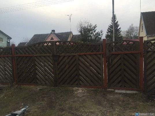 Parduodama naudotos medines tvoros paletes