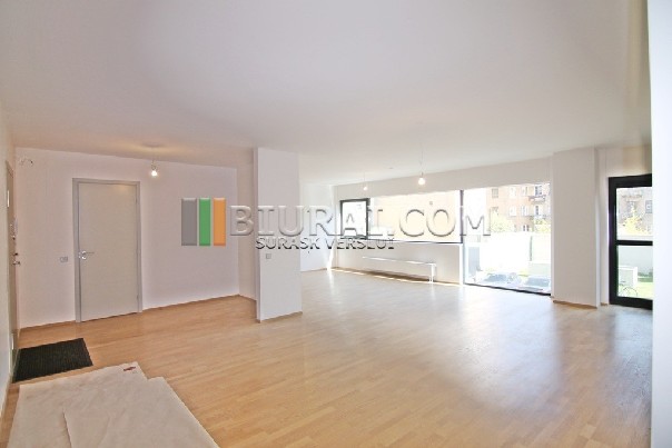 Parduodamas 133,38 kv.m., 4 k. butas Mindaugo g., Naujamiest