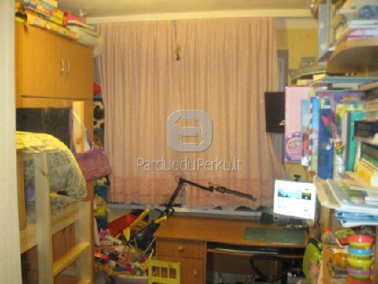 Parduodamas 2 kambariu butas