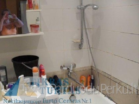 Parduodamas 3 kamb. butas Kalnupės gt.