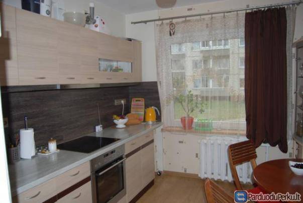 Parduodamas 3 kambarių butas Šeškinėje, Šeškinės g.