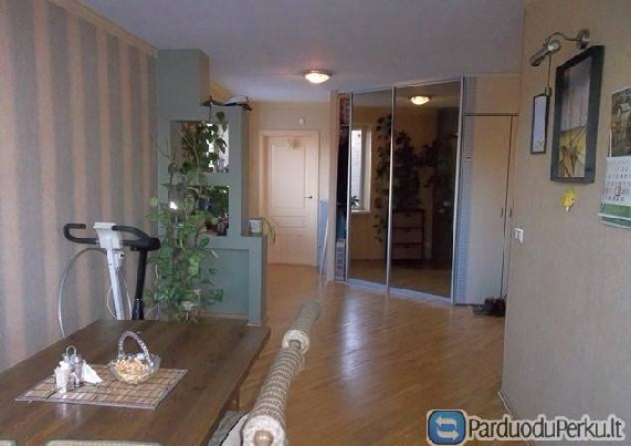 Parduodamas 4 kambarių butas Klaipėdoje, Debrecene