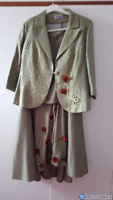 parduodamas kostiumelis