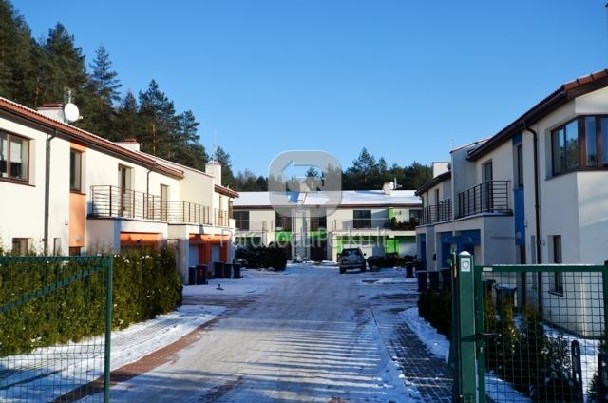 Parduodamas kotedžas prestižinėje vietoje