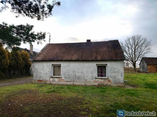 Parduodamas labai pigiai gyvenamasis namas