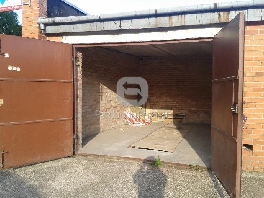 Parduodamas mūrinis  garažas  šalia Miško kvartalo,Kretingos