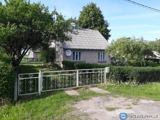 Parduodamas mūrinis namas Padvarėlių kaime