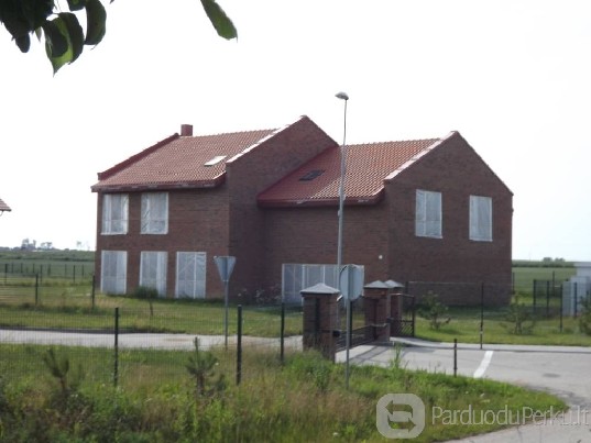 Parduodamas Namas šalia Klaipėdos 377 kv.m.