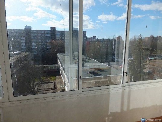 Parduodamas Naujakiemio g. 4 kambarių butas 5/5 a