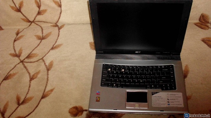 Parduodamas nešiojamas kompiuteris