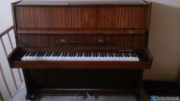 Parduodamas pianinas