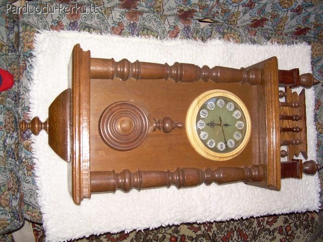 Parduodamas sieninis laikrodis