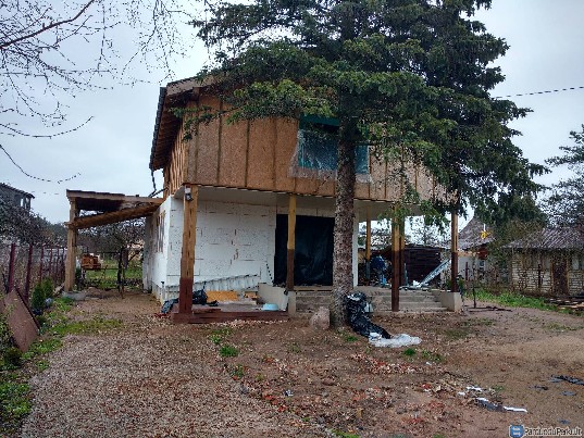 parduodamas sodo sklypas su namu