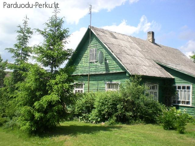 Parduodamas sodybos tipo namas