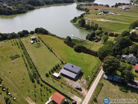 Parduodamas su nuosava pakrante gyvenamasis namas