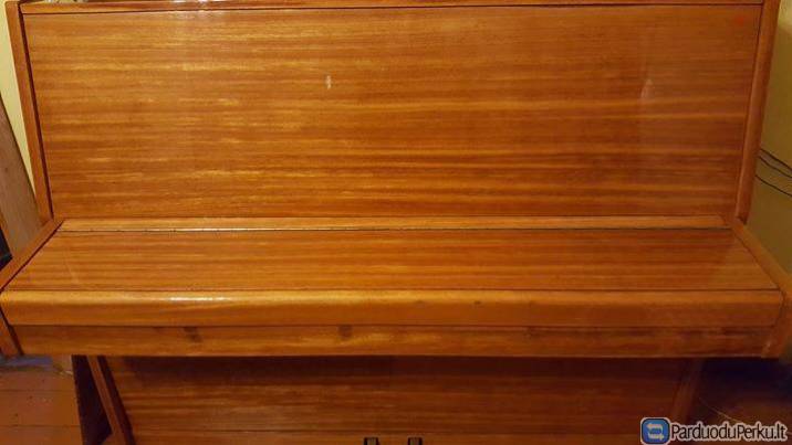 Parduodame pianiną Ryga